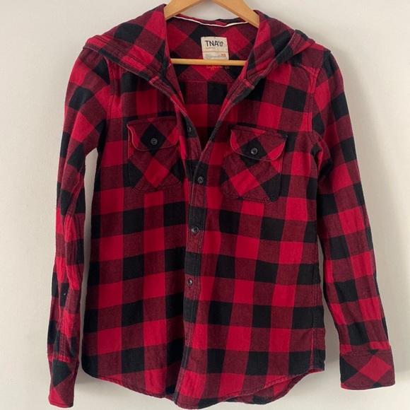 Aritzia - Picture 4 of 4